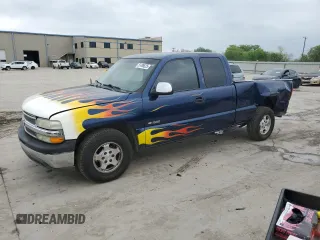 2001 Chevrolet Silverado 1500 LS with VIN 2GCEC19V711267658, listed as a Copart auction lot 51426625 with 252,839 mi miles and Salvage Title. Bid and sale history available at DreamBid. Image 1.