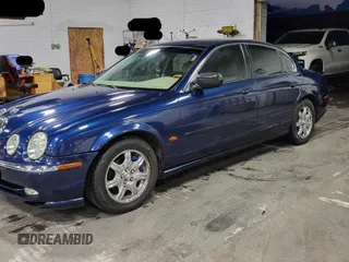 2000 Jaguar S-Type V8 z VIN SAJDA01D3YGL47987, wystawiony jako Copart lot #60103145 z przebiegiem 110 742 mil mil oraz Czysty tytuł • Clean title. Historia ofert i sprzedaży dostępna na DreamBid. Obrazek 2.