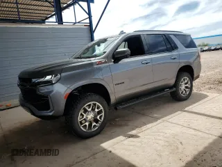 2021 Chevrolet Tahoe Z71 z VIN 1GNSKPKD6MR238357, wystawiony jako Copart lot #57981875 z przebiegiem 27 485 mil mil oraz Szkoda całkowita • Salvage title. Historia ofert i sprzedaży dostępna na DreamBid. Obrazek 1.