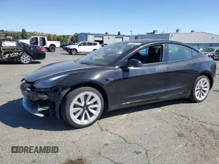 2023 Tesla Model 3 z VIN 5YJ3E1EA2PF449956, wystawiony jako Copart lot #64069715 z przebiegiem 40 098 mil mil oraz Szkoda całkowita • Salvage title. Historia ofert i sprzedaży dostępna na DreamBid. Obrazek 1.