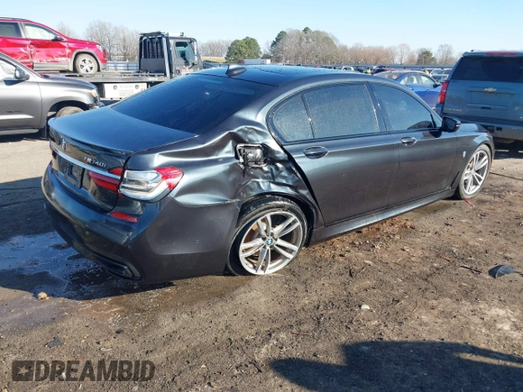 2016 BMW 7 Series 740i с VIN WBA7E2C53GG547930, выставлен на аукционе IAAI как лот 41691844 с пробегом 115 045 миль миль и . История ставок и продаж доступна на DreamBid. Изображение 4.