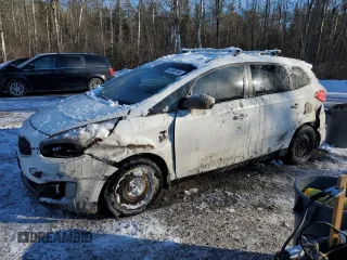 2014 Kia Rondo LX with VIN KNAHT8A37E7040802, listed as a Copart auction lot 83599184 with 199,209 mi miles and Clean Title. Bid and sale history available at carsss.com. Image 1.