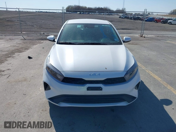 2024 Kia Forte LX with VIN 3KPF24AD5RE750446, listed as a IAAI auction lot 42024978 with 20,263 mi miles. Bid and sale history available at carsss.com. Image 13.