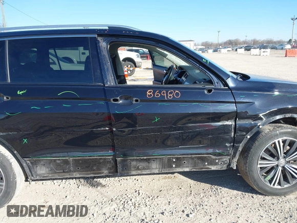 2019 Volkswagen Tiguan SE with VIN 3VV3B7AX9KM135037, listed as a IAAI auction lot 41527344 with 146,630 mi miles and . Bid and sale history available at DreamBid. Image 19.