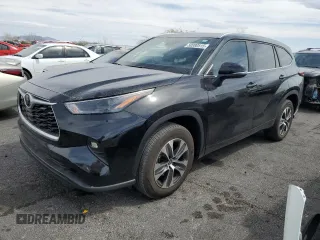 2024 Toyota Highlander LE z VIN 5TDKDRAH7RS537853, wystawiony jako Copart lot #50980515 z przebiegiem 18 440 mil mil oraz Szkoda całkowita • Salvage title. Historia ofert i sprzedaży dostępna na DreamBid. Obrazek 1.