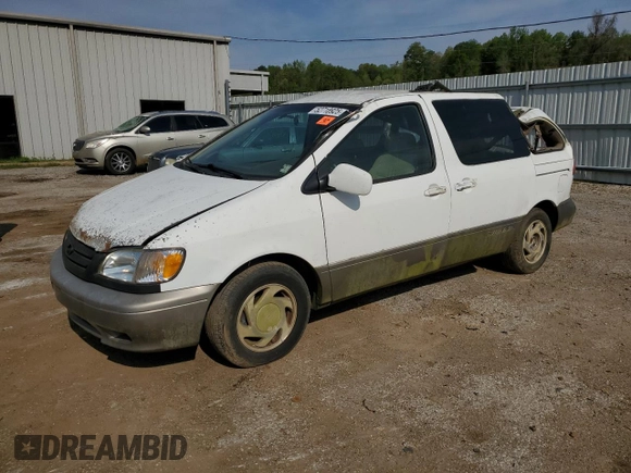 2002 Toyota Sienna LE with VIN 4T3ZF13C02U480461, listed as a Copart auction lot 52718925 with 401,011 mi miles and Salvage Title. Bid and sale history available at carsss.com. Image 1.