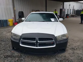 2013 Dodge Charger SXT z VIN 2C3CDXJG8DH528767, wystawiony jako IAAI lot #41627596 z przebiegiem 204 619 mil mil oraz . Historia ofert i sprzedaży dostępna na DreamBid. Obrazek 12.