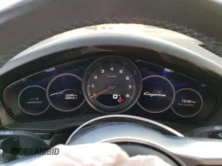 2019 Porsche Cayenne z VIN WP1AA2AY0KDA09843, wystawiony jako Copart lot #72825372 z przebiegiem 32 690 mil mil oraz . Historia ofert i sprzedaży dostępna na DreamBid. Obrazek 9.