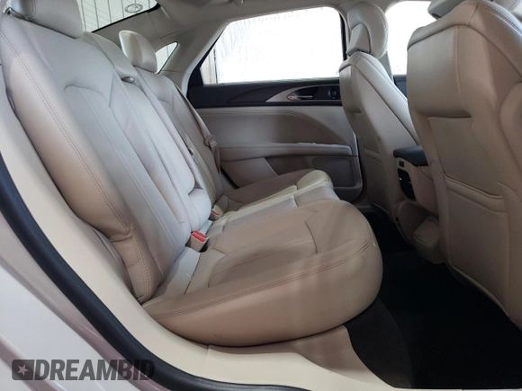 2019 Lincoln MKZ Reserve I with VIN 3LN6L5D96KR604061, listed as a Copart auction lot 63415105 with 32,402 mi miles and Salvage title. Bid and sale history available at DreamBid. Image 10.