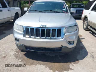 2012 Jeep Grand Cherokee Laredo with VIN 1C4RJEAG4CC167557, listed as a IAAI auction lot 42047720 with 195,631 mi miles. Bid and sale history available at carsss.com. Image 13.