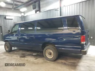 2008 Ford Econoline Passenger XL z VIN 1FBSS31L88DB31215, wystawiony jako IAAI lot #41899371 z przebiegiem 110 875 mil mil oraz . Historia ofert i sprzedaży dostępna na DreamBid. Obrazek 15.