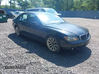 2007 BMW 7 Series 750i z VIN WBAHL83557DT08894, wystawiony jako IAAI lot #42544687 z przebiegiem 122 529 mil mil oraz . Historia ofert i sprzedaży dostępna na DreamBid. Obrazek 1.