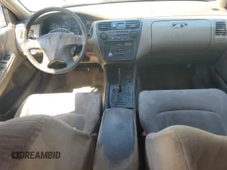 2000 Honda Accord LX z VIN JHMCG5646YC033318, wystawiony jako Copart lot #48492595 z przebiegiem 192 554 mil mil oraz Szkoda całkowita • Salvage title. Historia ofert i sprzedaży dostępna na DreamBid. Obrazek 8.