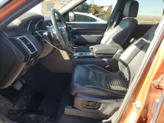 2017 Land Rover Discovery HSE Luxury z VIN SALRHBBV7HA047058, wystawiony jako Copart lot #88525635 z przebiegiem 111 989 mil mil oraz Szkoda całkowita • Salvage title. Historia ofert i sprzedaży dostępna na DreamBid. Obrazek 7.