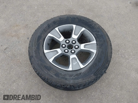 2019 Chevrolet Colorado 4WD Z71 z VIN 1GCGTDEN3K1317883, wystawiony jako IAAI lot #41439010 z przebiegiem 34 306 mil mil oraz . Historia ofert i sprzedaży dostępna na DreamBid. Obrazek 12.
