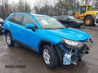 2019 Toyota RAV4 XLE with VIN JTMP1RFVXKD512279, listed as a IAAI auction lot 42012585 with 79,024 mi miles. Bid and sale history available at carsss.com. Image 1.
