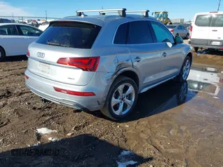 2021 Audi Q5 Prestige with VIN WA1CAAFY6M2048054, listed as a IAAI auction lot 41343544 with 88,681 mi miles. Bid and sale history available at carsss.com. Image 4.