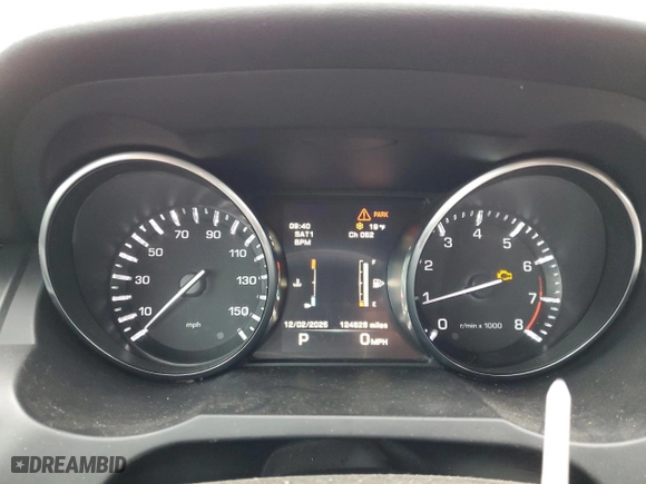 2015 Land Rover Range Rover Evoque Dynamic with VIN SALVT2BG9FH077648, listed as a Copart auction lot 44892135 with 124,628 mi miles and Clean Title. Bid and sale history available at carsss.com. Image 9.
