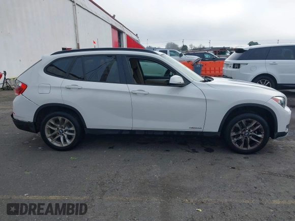 2015 BMW X1 xDrive28i z VIN WBAVL1C54FVY38101, wystawiony jako IAAI lot #41344120 z przebiegiem 130 000 mil mil oraz . Historia ofert i sprzedaży dostępna na DreamBid. Obrazek 12.