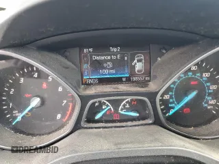 2013 Ford Escape SEL z VIN 1FMCU9H9XDUD00146, wystawiony jako Copart lot #60886165 z przebiegiem 198 557 mil mil oraz Szkoda całkowita • Salvage title. Historia ofert i sprzedaży dostępna na DreamBid. Obrazek 9.