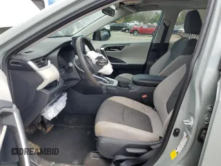 2019 Toyota RAV4 XLE with VIN 2T3W1RFV1KW051326, listed as a Copart auction lot 51323625 with 67,031 mi miles and Salvage Title. Bid and sale history available at DreamBid. Image 7.