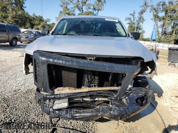 2017 Nissan Titan with VIN 1N6AA1F13HN552434, listed as a Copart auction lot 83294434 with 199,500 mi miles and Salvage title. Bid and sale history available at DreamBid. Image 5.