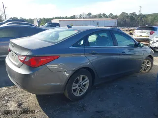 2012 Hyundai Sonata GLS with VIN 5NPEB4AC3CH493356, listed as a IAAI auction lot 41640125 with 225,155 mi miles. Bid and sale history available at carsss.com. Image 13.