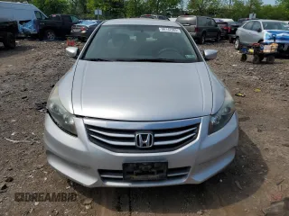 2012 Honda Accord LX Premium z VIN 1HGCP2F40CA020683, wystawiony jako Copart lot #56142985 z przebiegiem 179 936 mil mil oraz Szkoda całkowita • Salvage title. Historia ofert i sprzedaży dostępna na DreamBid. Obrazek 5.