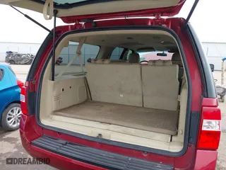 2016 Ford Expedition EL XLT with VIN 1FMJK1JT4GEF24385, listed as a IAAI auction lot 41770237 with 175,638 mi miles. Bid and sale history available at carsss.com. Image 18.