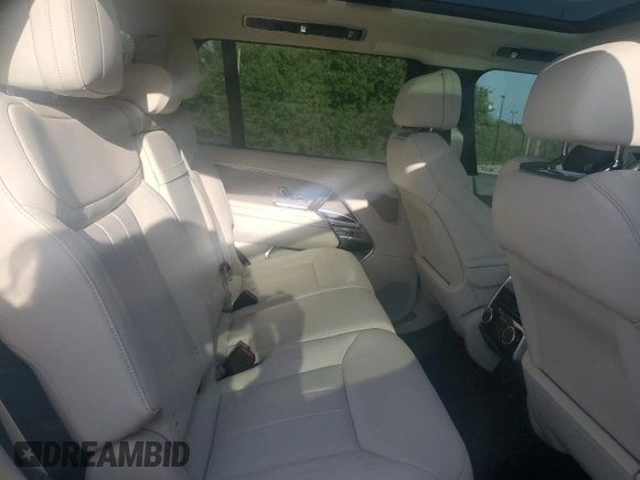2025 Land Rover Range Rover SE with VIN SALKPBFU6SA291703, listed as a Copart auction lot 63094105 with 2,577 mi miles and Salvage title. Bid and sale history available at DreamBid. Image 11.