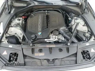 2016 BMW 5 Series 535i z VIN WBA5B1C56GG131591, wystawiony jako Copart lot #55777355 z przebiegiem 96 692 mil mil oraz Szkoda całkowita • Salvage title. Historia ofert i sprzedaży dostępna na DreamBid. Obrazek 11.