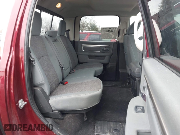 2017 Ram 1500 Big Horn z VIN 1C6RR7LG4HS738941, wystawiony jako IAAI lot #41638920 z przebiegiem 89 405 mil mil oraz . Historia ofert i sprzedaży dostępna na DreamBid. Obrazek 8.