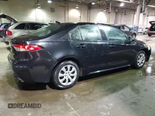 2021 Toyota Corolla LE with VIN 5YFEPMAEXMP172812, listed as a Copart auction lot 52757255 with 69,482 mi miles and Clean Title. Bid and sale history available at carsss.com. Image 3.