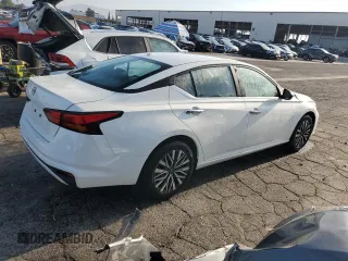2025 Nissan Altima SV with VIN 1N4BL4DV1SN370799, listed as a Copart auction lot 53916015 with 1,134 mi miles and Salvage Title. Bid and sale history available at DreamBid. Image 3.