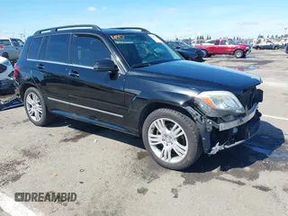 2013 Mercedes-Benz GLK with VIN WDCGG5HB6DG049689, listed as a IAAI auction lot 41847386 with 116,863 mi miles. Bid and sale history available at carsss.com. Image 1.
