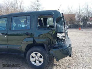 2011 Jeep Liberty Sport 70th Anniversary with VIN 1J4PN2GK4BW560391, listed as a IAAI auction lot 41918406 with 133,391 mi miles. Bid and sale history available at carsss.com. Image 18.