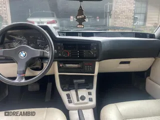 1987 BMW 6 Series 635CSi with VIN WBAEC8405H0614802, listed as a Copart auction lot 41906105 with 75,533 mi miles and Clean Title. Bid and sale history available at carsss.com. Image 9.