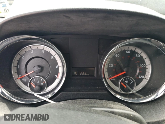 2017 Dodge Grand Caravan SXT with VIN 2C4RDGCG3HR749616, listed as a Copart auction lot 55267925 with 101,333 mi miles and Salvage Title. Bid and sale history available at DreamBid. Image 9.