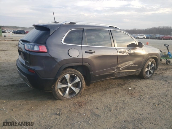 2019 Jeep Cherokee Limited with VIN 1C4PJLDX4KD159572, listed as a Copart auction lot 44195085 with 125,228 mi miles and Salvage Title. Bid and sale history available at carsss.com. Image 3.