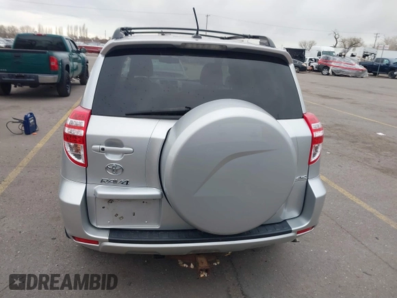 2011 Toyota RAV4 Ltd with VIN 2T3DF4DV7BW086967, listed as a IAAI auction lot 41795638 with 215,760 mi miles. Bid and sale history available at carsss.com. Image 16.