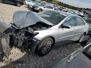 2017 Toyota Camry XLE z VIN 4T1BF1FK9HU318558, wystawiony jako Copart lot #50159015 z przebiegiem 130 455 mil mil oraz Szkoda całkowita • Salvage title. Historia ofert i sprzedaży dostępna na DreamBid. Obrazek 1.