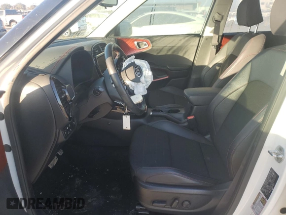 2021 Kia Soul Turbo with VIN KNDJ53AF2M7746120, listed as a Copart auction lot 86768504 with 46,520 mi miles and Salvage Title. Bid and sale history available at DreamBid. Image 7.