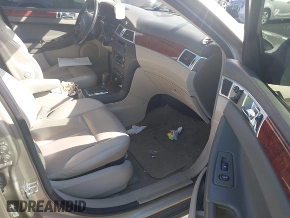 2008 Chrysler Pacifica Touring with VIN 2A8GM68X28R145039, listed as a IAAI auction lot 41612824 with 195,043 mi miles and . Bid and sale history available at DreamBid. Image 5.