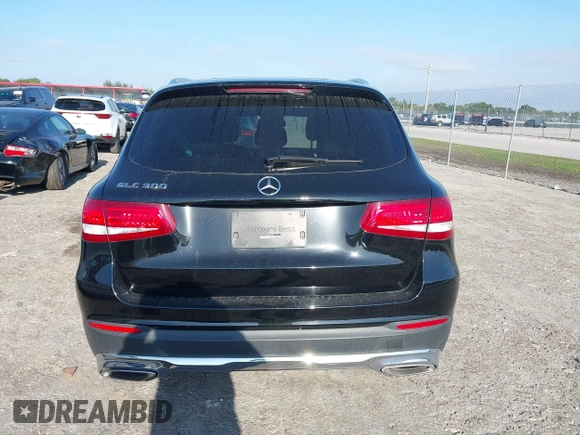 2018 Mercedes-Benz GLC 300 z VIN WDC0G4JB0JV029239, wystawiony jako IAAI lot #42050508 z przebiegiem 94 463 mil mil oraz . Historia ofert i sprzedaży dostępna na DreamBid. Obrazek 16.