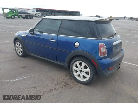 2007 MINI Hardtop S with VIN WMWMF73517TL88586, listed as a IAAI auction lot 41866845 with 181,706 mi miles and . Bid and sale history available at DreamBid. Image 3.