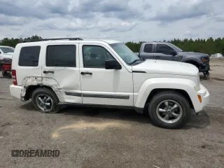 2008 Jeep Liberty Sport z VIN 1J8GN28KX8W266600, wystawiony jako Copart lot #54178985 z przebiegiem 156 294 mil mil oraz Szkoda całkowita • Salvage title. Historia ofert i sprzedaży dostępna na DreamBid. Obrazek 4.