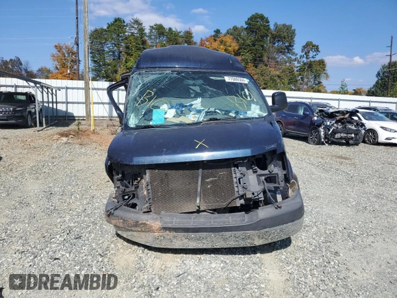 2011 GMC Savana Cargo Van YF7 Upfitter with VIN 1GDS7DC43B1111371, listed as a Copart auction lot 77086504 with 0 mi miles and Salvage Title. Bid and sale history available at carsss.com. Image 5.