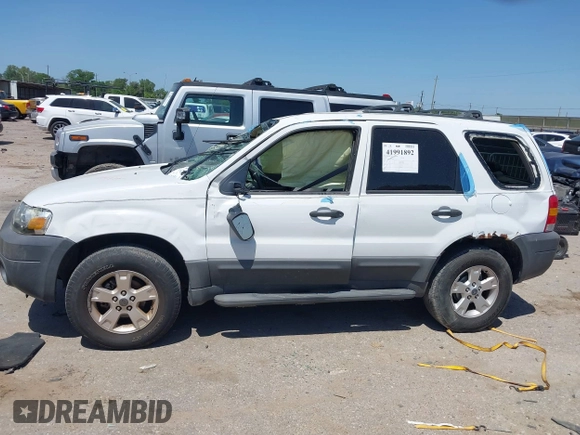 2006 Ford Escape XLT с VIN 1FMCU03176KA84543, выставлен на аукционе IAAI как лот 41991892 с пробегом 170 017 миль миль и . История ставок и продаж доступна на DreamBid. Изображение 14.