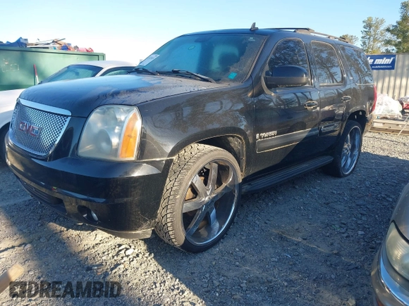2007 GMC Yukon SLT with VIN 1GKFC13047R349076, listed as a IAAI auction lot 41852814 with 196,282 mi miles. Bid and sale history available at carsss.com. Image 2.