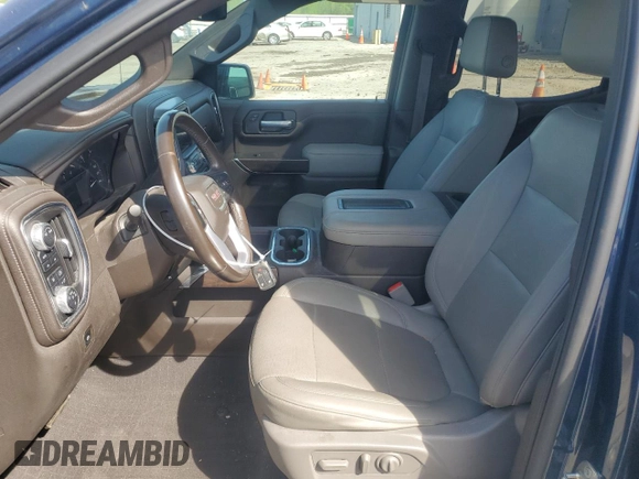 2021 GMC Sierra 1500 SLT z VIN 3GTU9DET6MG172925, wystawiony jako Copart lot #53908075 z przebiegiem 56 717 mil mil oraz Szkoda całkowita • Salvage title. Historia ofert i sprzedaży dostępna na DreamBid. Obrazek 7.